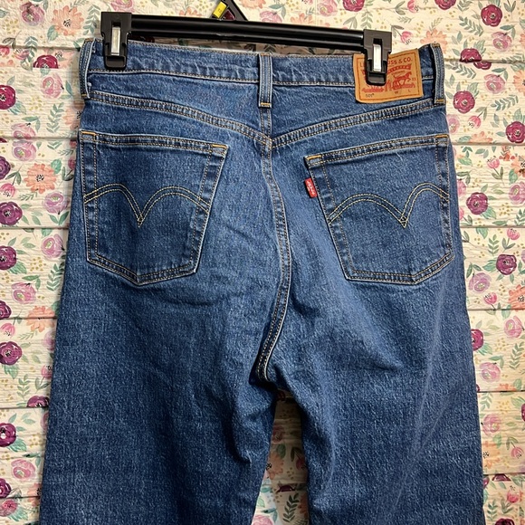 Jeans - Picture 6 of 6